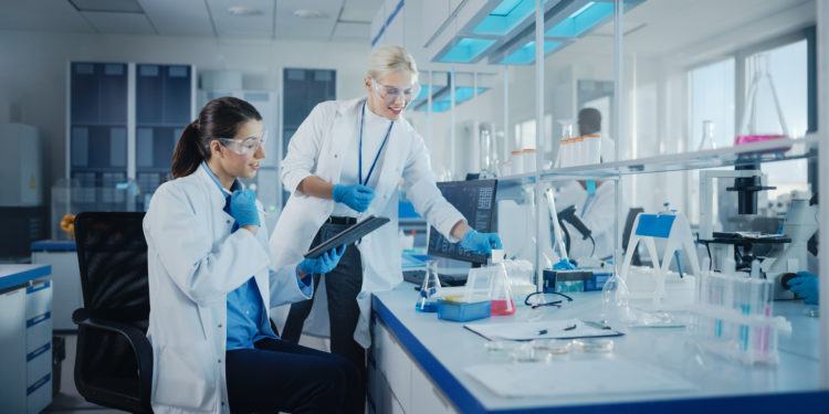 What Factors Should You Consider When Choosing Professional Drug Testing Kits? A Comprehensive Guide for Informed Decision-Making