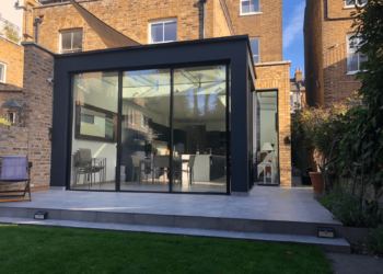 How to Choose the Best Glazing Company