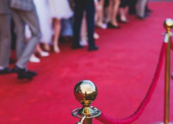 Which is the best type of rope for crowd control?