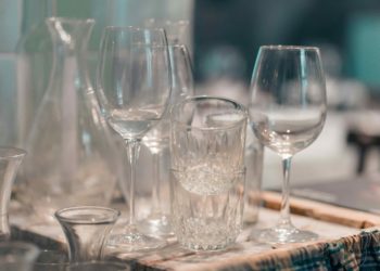 Efficiency in Operation: How Commercial Dishwashing Baskets Optimize Catering Kitchen Workflow