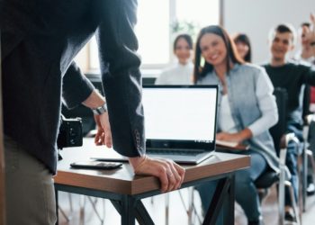 Complete Guide: 5 Steps to a Successful LMS Implementation Process