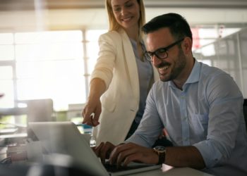 Revolutionizing Entrepreneurship: AI-Driven Productivity Hacks for Modern Business Leaders