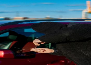 How to Safeguard Your Car from Theft in an Unfamiliar City