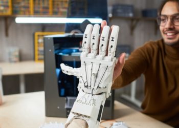 Artificial Intelligence in Robotics: Positive Aspects and Future Technologies