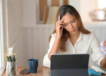 Spotting Burnout in Employees: An Imperative for Modern Management