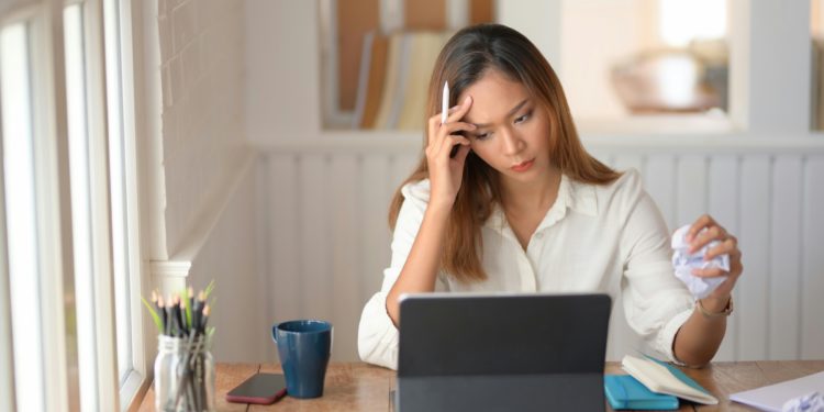 Spotting Burnout in Employees: An Imperative for Modern Management