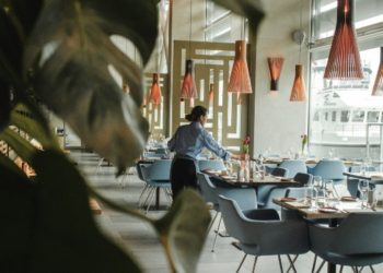 Transforming Guest Experiences: The Role of Innovative Technology in Hospitality