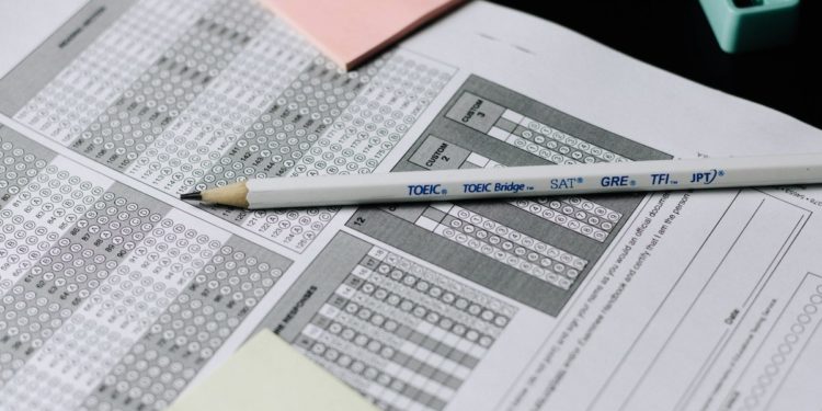 Simple Ways to Prepare for PTE Academic Test