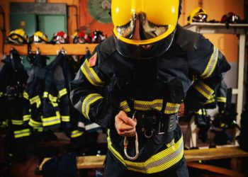 Greater Manchester Mayor Andy Burnham Unveils New Fire Test Facility in Irlam