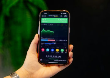 Investment graph on a phone screen