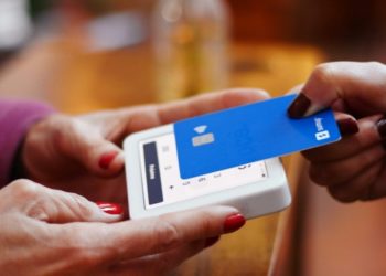 Revolutionizing Billing: Essential Features of Digital Invoicing Software and Success Stories