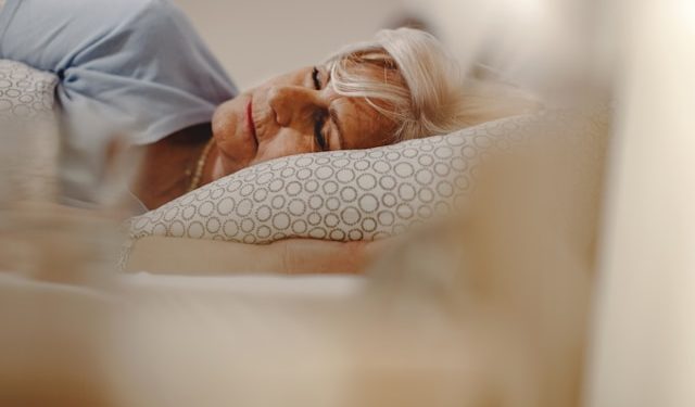 How Businesses Are Innovating for Better Elderly Sleep Solutions