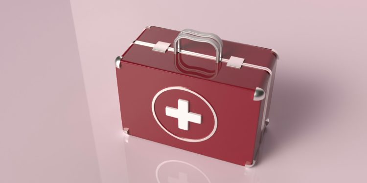 Questions to Ask When Choosing the Best UK Medical Courier Service