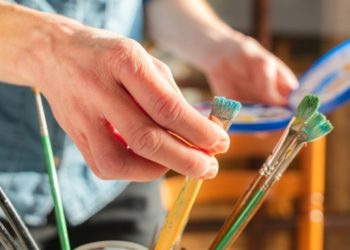 The Role of Innovative Payment Solutions in Staying Competitive in the Art Supply Industry