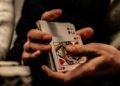 Low-Risk Betting Strategies for Baccarat Beginners