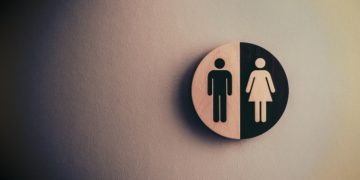Why quality toilet cubicle hardware matters