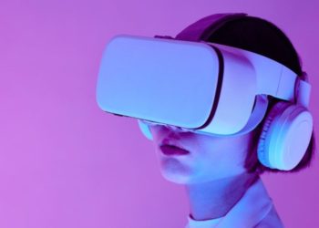 How VR is transforming medical training and surgical simulations