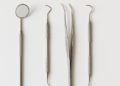 How to choose the right dentist for your smile makeover