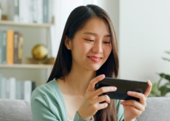 On-the-Go Entertainment: Innovations Shaping the Future of Mobile Gaming