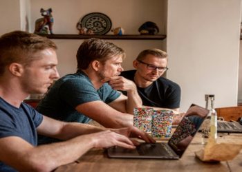 The Trio That Powers AI: Why Remote Data Scientists, Engineers & Architects Are in High Demand