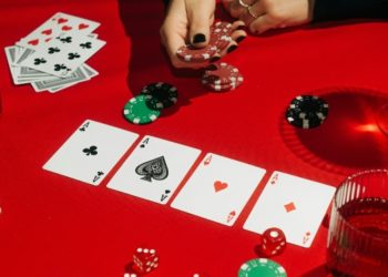Video Poker vs Traditional Poker: Key Differences and Odds