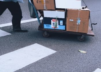 How to Pack Art Securely with the Assistance of a Los Angeles Moving Company