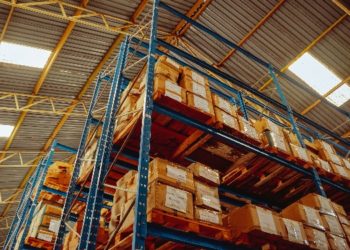 Choosing the Right Fourth-Party Logistics Provider