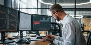 VPS Low Latency: Why It’s Important for Forex Traders