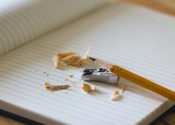 Struggling with Essays? Here’s How Professional Help Can Boost Your Grades