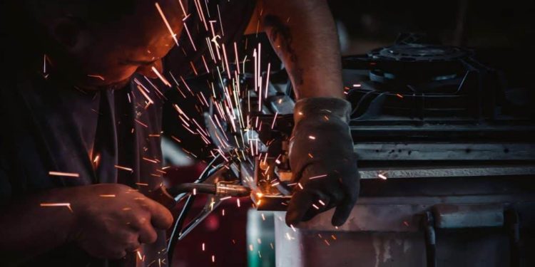 Driving Innovation: How American Laser Welders Adapt to Modern Manufacturing