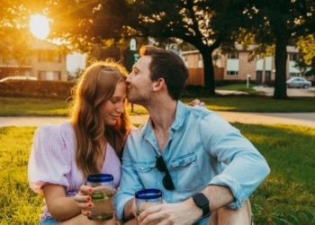 Flirtini Vibes Only: Where to Find Real Local Flirts This Summer in Britain