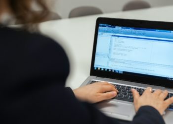 Real-Time AML Checks: Why Speed Matters in Compliance