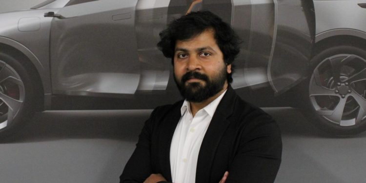 Leading Through Layers: A Software Leader’s Perspective on Managing Global Automotive Programs