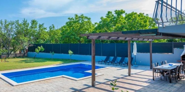 Private Pool