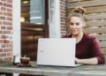 Building Trust and Engagement: How Online Casinos Retain Players in a Competitive Market