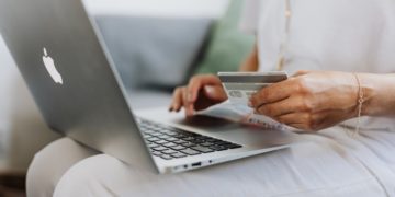 The Live Shopping Market has Surged to $32bn