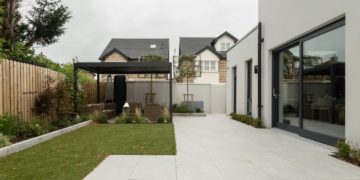 Why louvered pergolas are popular in the UK