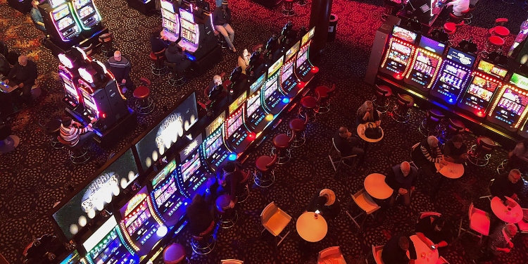 How Casino Design Affects Your Play: The Science Behind Gambling Environments