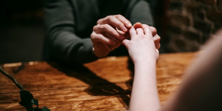 From Casual Settings to Simple Magic: Creative Engagement Surprise Inspirations