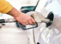 How Fuel Card Management Helps Track and Control Business Fuel Expenses