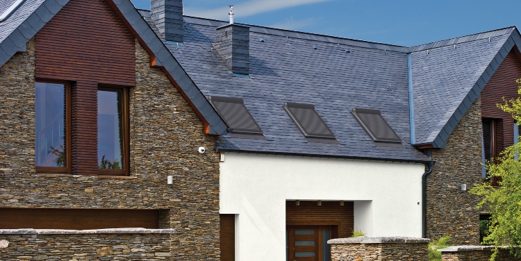 Modern Home Extensions: The Ultimate Guide to Choosing the Right Flat Roof Windows