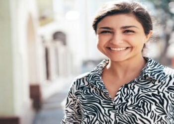 The Science of Smile Design: How Modern Technology Plans Your Results