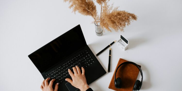 Experience Pinoy Tongits Free Download and Social Play on GameZone