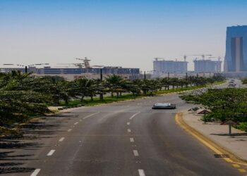 Strategic Business Growth: Integrating Business Setup in Saudi Arabia with Professional Bookkeeping and HR Outsourcing