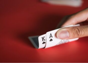 Blackjack Boundaries: Knowing When to Split and When to Fold