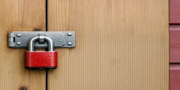 How outdoor storage buildings can be secured against unauthorised access