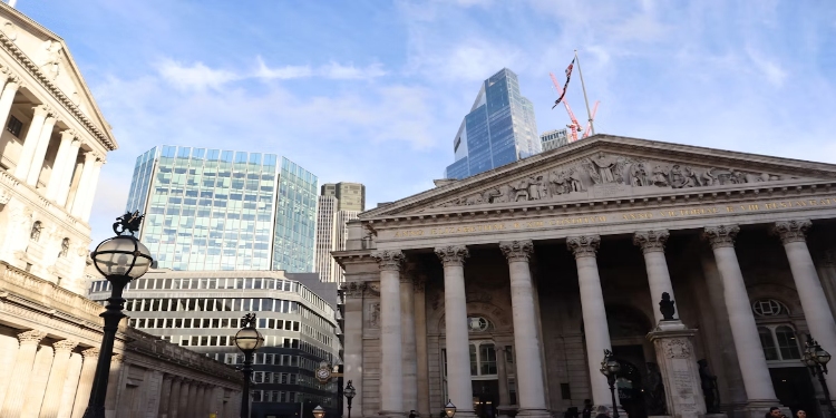 What UK Bank Holiday Weekends Can Teach Us About Hotel Pricing