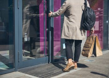 Common Commercial Door Lock Issues and Solutions
