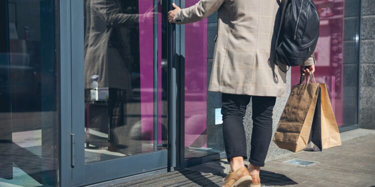 Common Commercial Door Lock Issues and Solutions