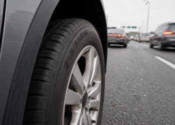 What Makes 205/55R16 the Go-To Size for Everyday Cars